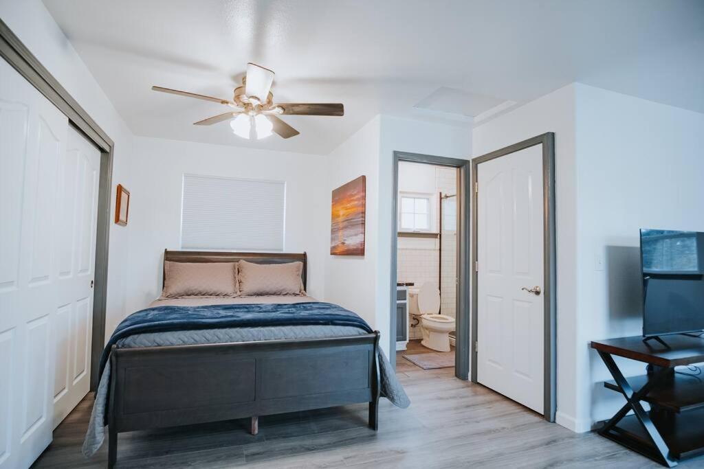 Gorgeous Upstairs Studio With Patio And Laundry Chico Exteriör bild